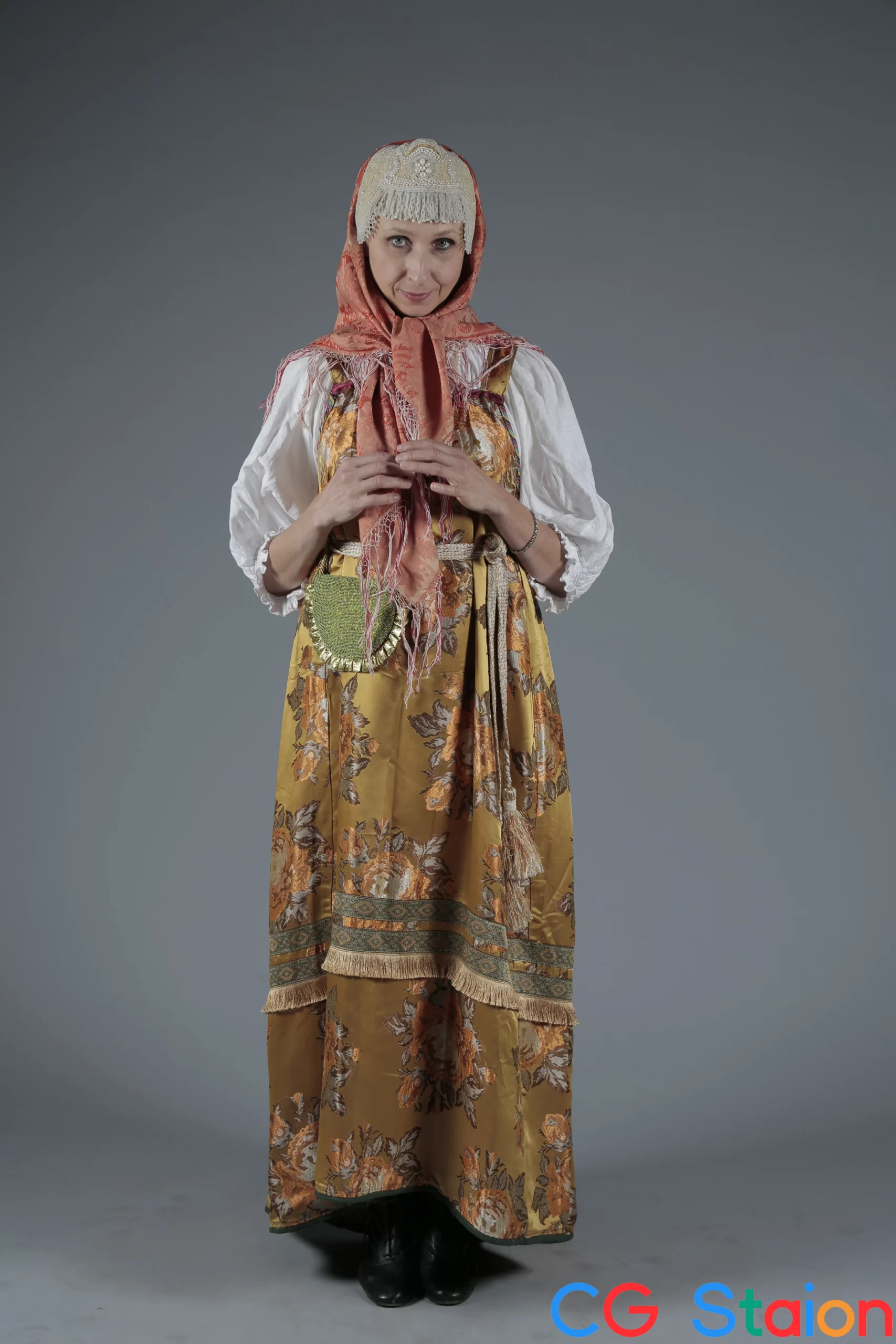 【高清参考图】392张男女俄罗斯传统服饰姿态动作高清参考图片3