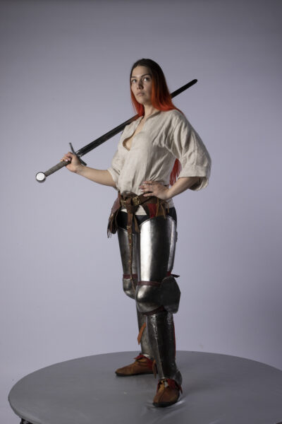 【高清参考图】1001张女性中世纪骑士盔甲姿态动作高清参考图片